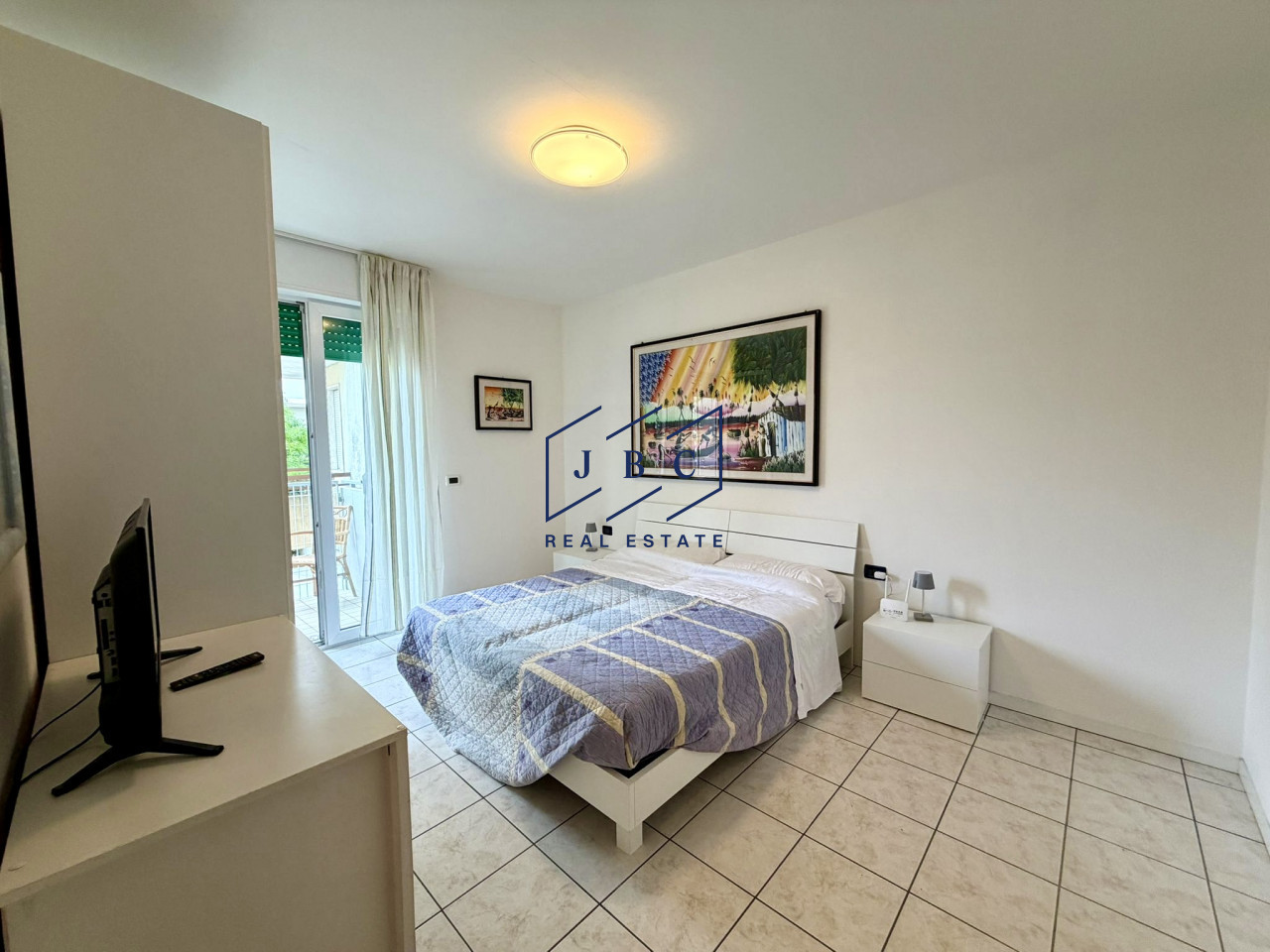 Luminoso Bilocale con Terrazzo | vicino al Mare | A Jesolo Lido — Foto 10