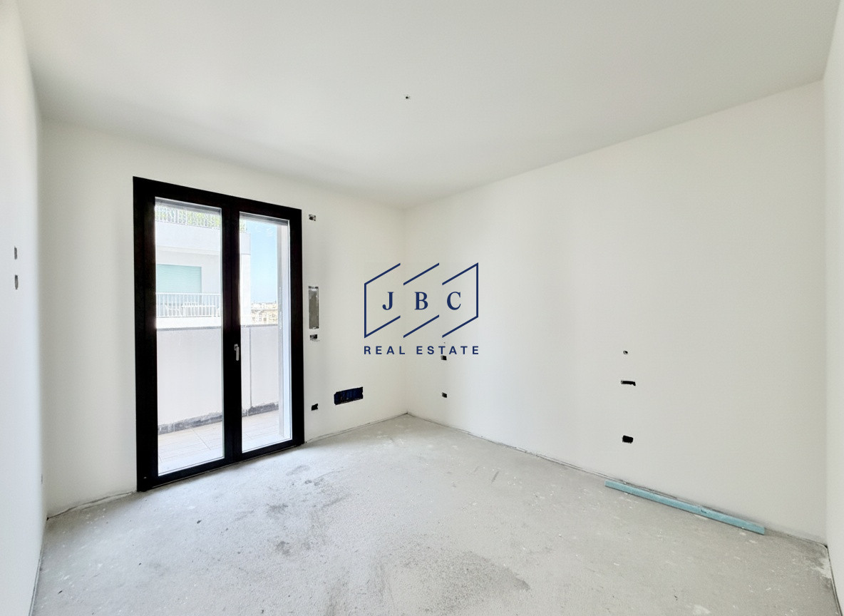 Appartamento di Nuova Costruzione con Vista Panoramica a Jesolo Lido — Foto 13
