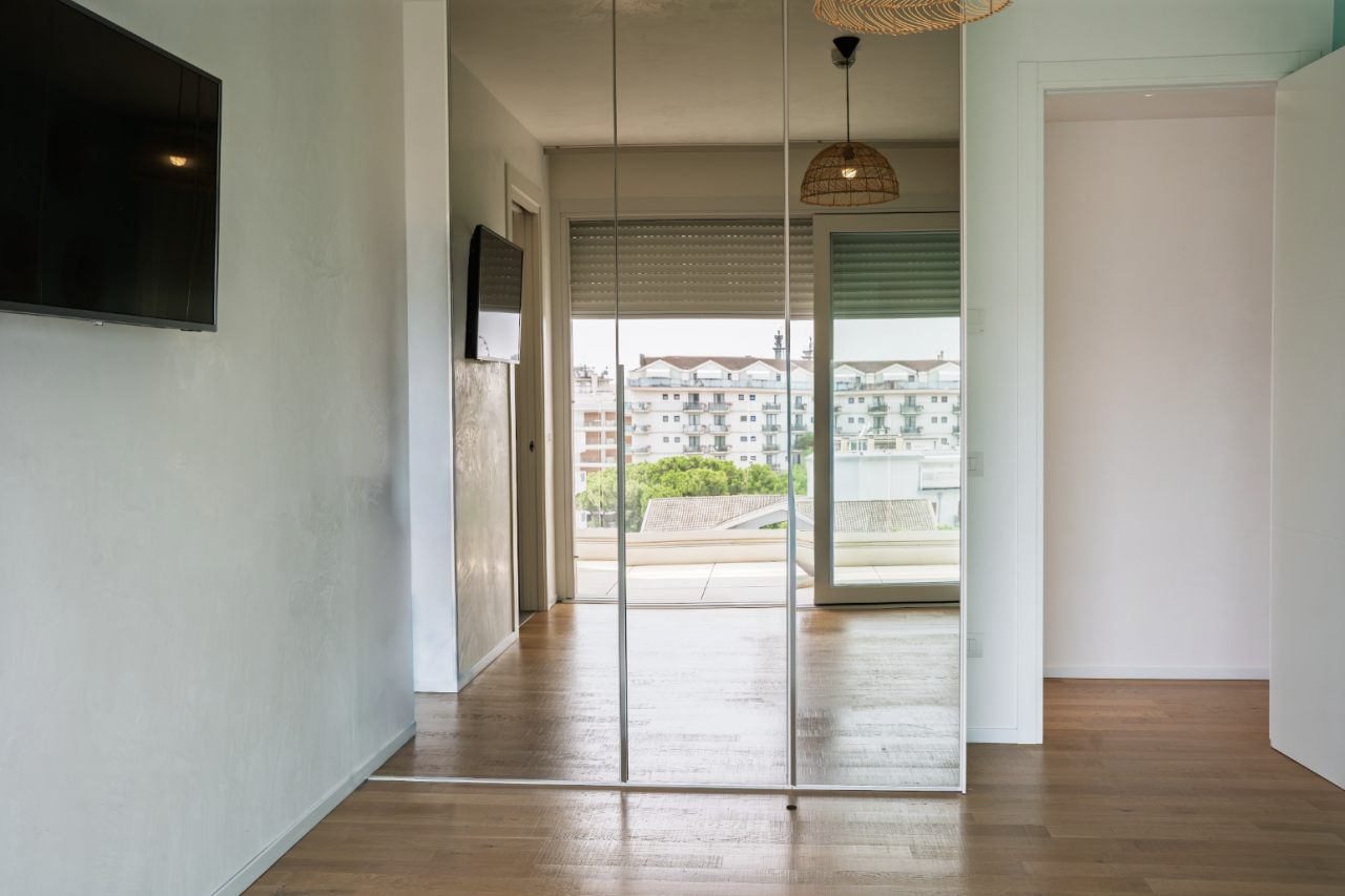 Attico Unico Al Piano | Piscina Panoramica – Jesolo — Foto 19