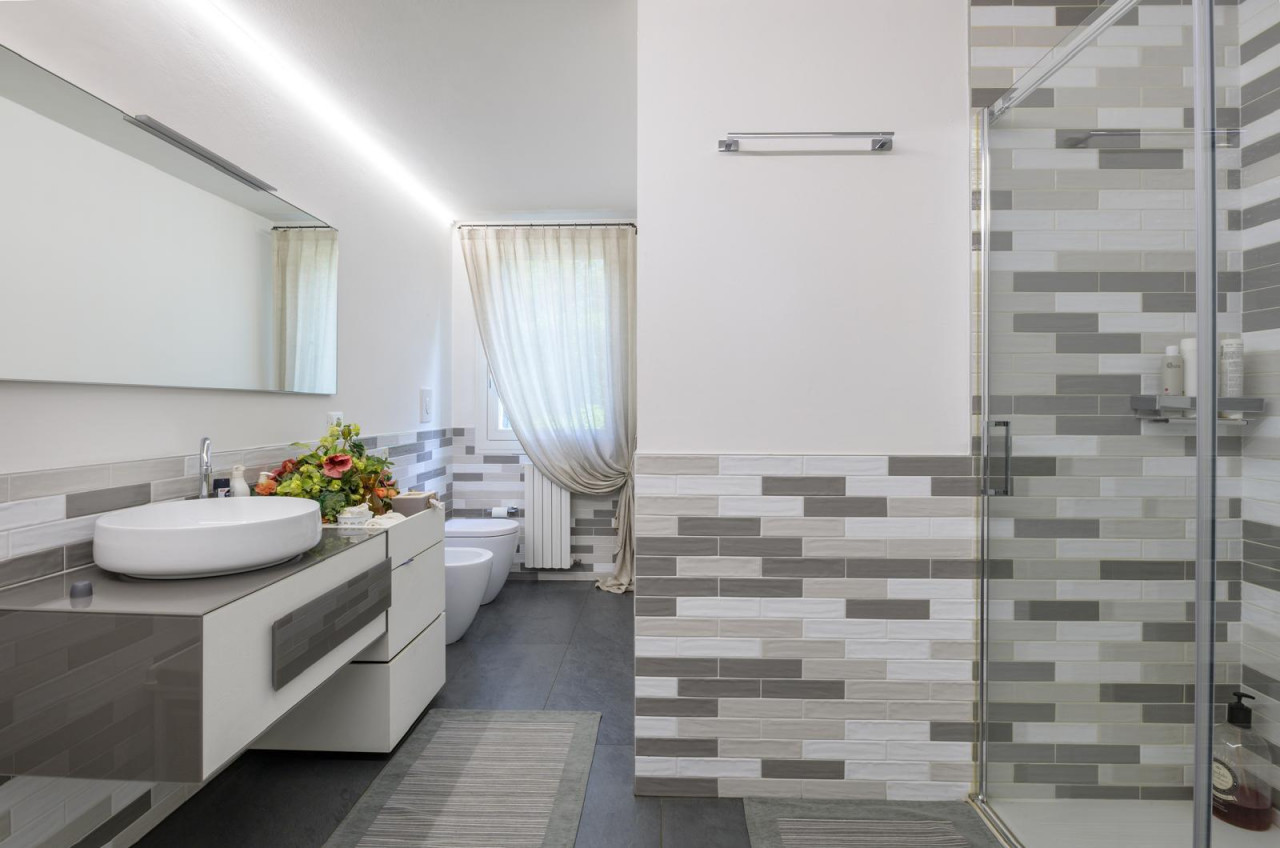 Prestigiosa Villa singola con parco e piscina: nuova modalità di acquisto — Foto 35