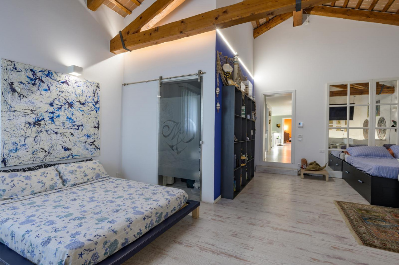 Prestigiosa Villa singola con parco e piscina: nuova modalità di acquisto — Foto 32