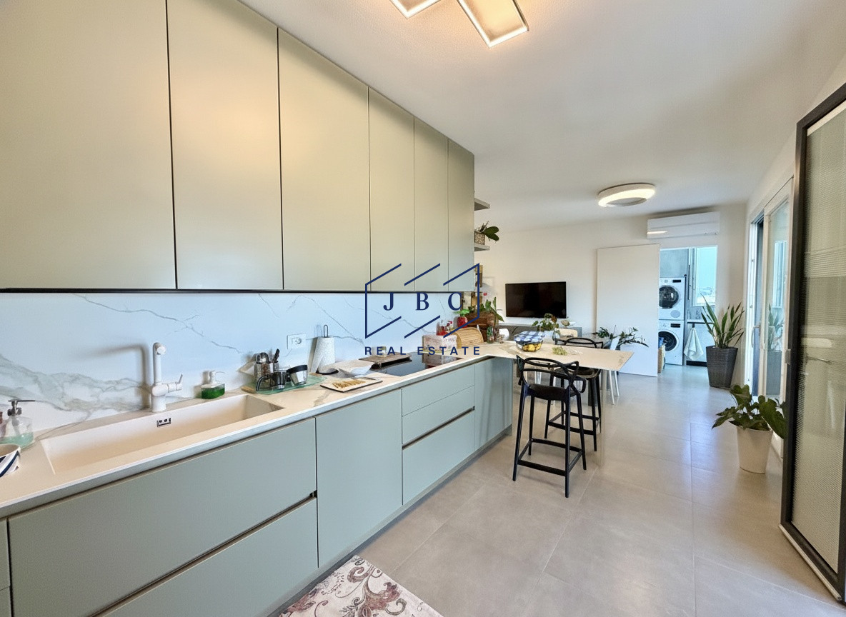 Nuovo Appartamento Trilocale con Terrazzo Vivibile — Foto 14