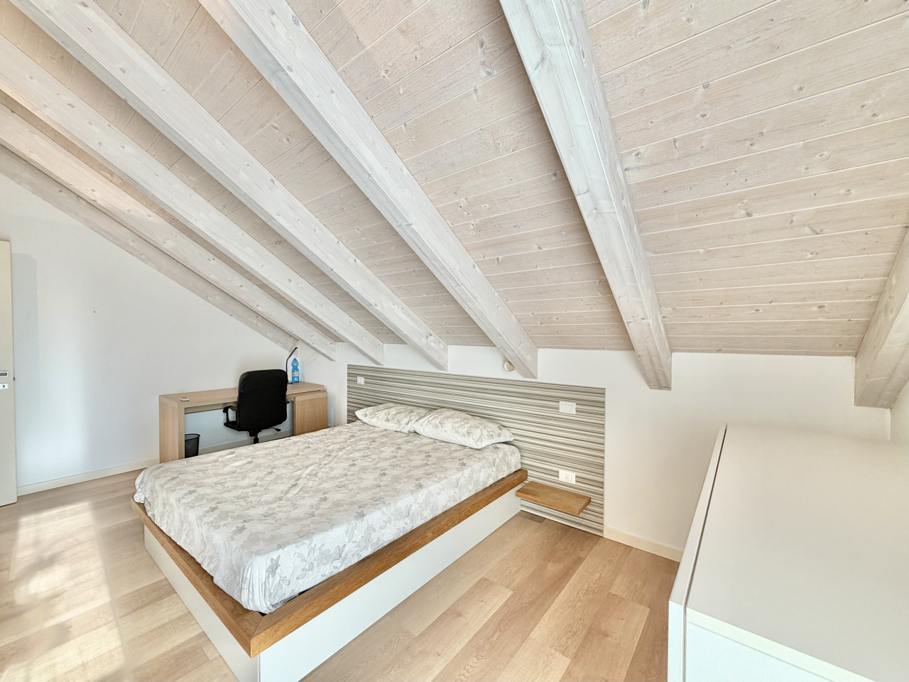 Appartamento Trilocale con Terrazzo Abitabile — Foto 26
