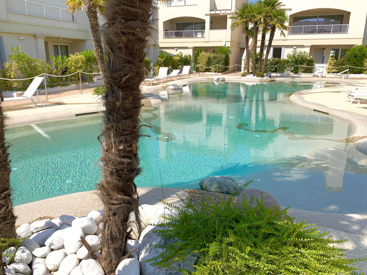 Piano Terra Esclusivo | Oasi con Piscina a Jesolo — Photo 16