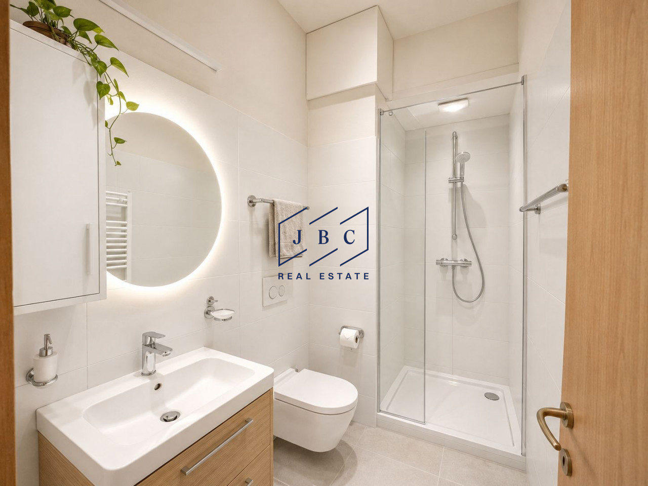 Trilocale con Terrazzo | Vista Mare a Jesolo — Foto 9