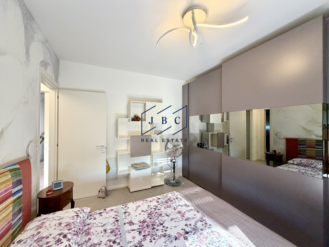Nuovo Appartamento Trilocale con Terrazzo Vivibile — Foto 22