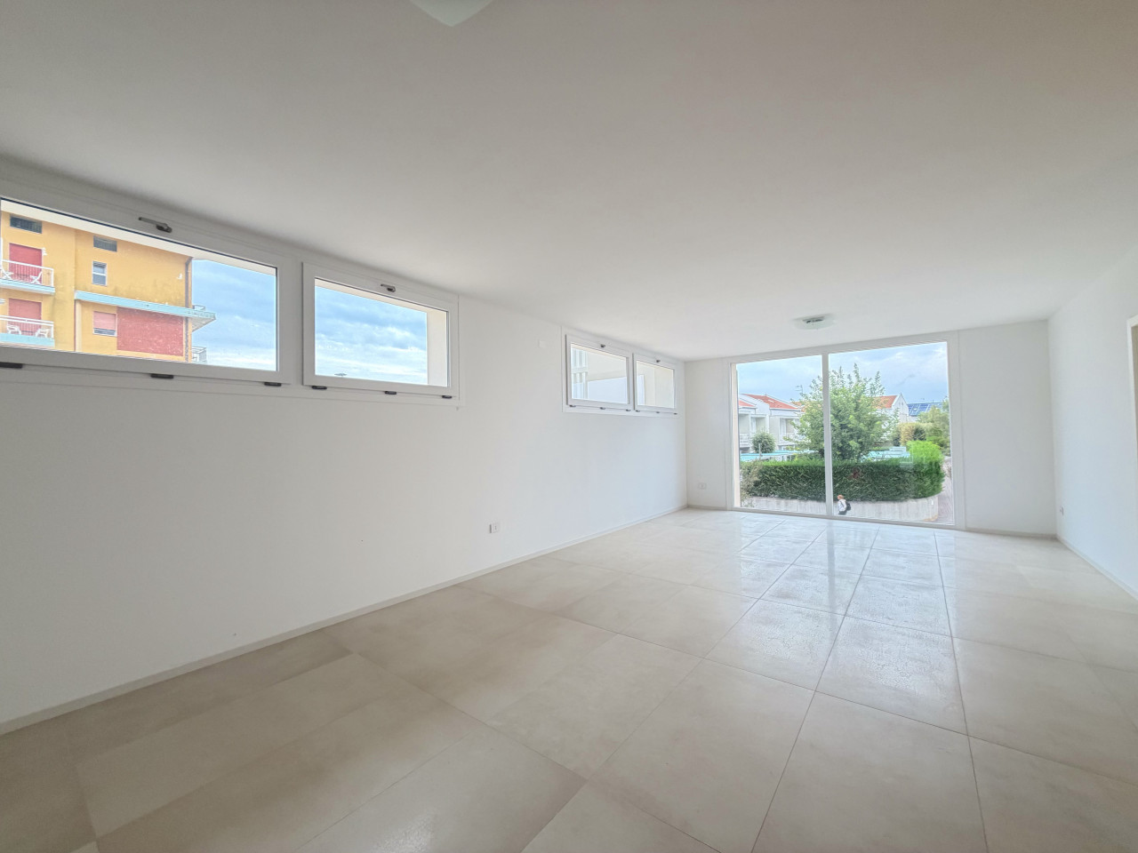 Nuovo Quadrilocale con Piscina - Jesolo Lido — Foto 25