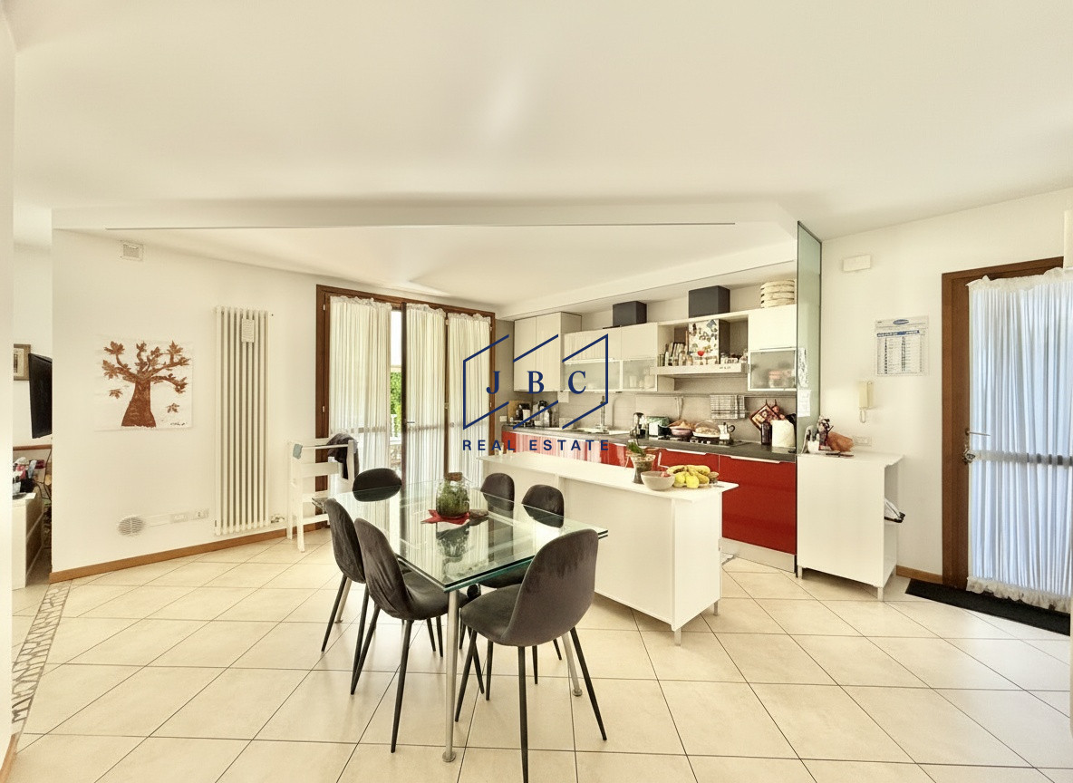 Appartamento Quadrilocale con Solarium a Jesolo Lido — Foto 3
