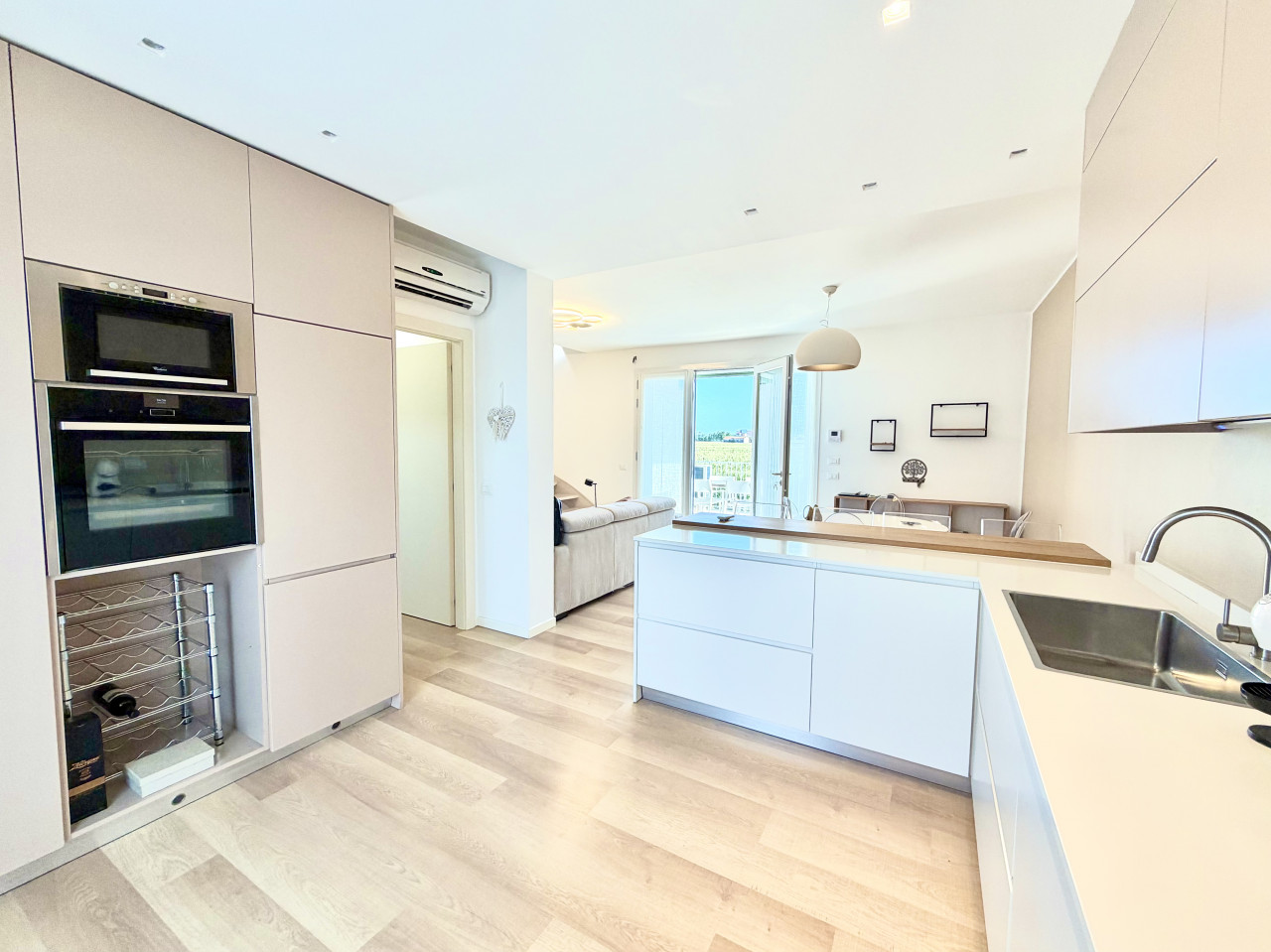 Appartamento Trilocale con Terrazzo Abitabile — Foto 12