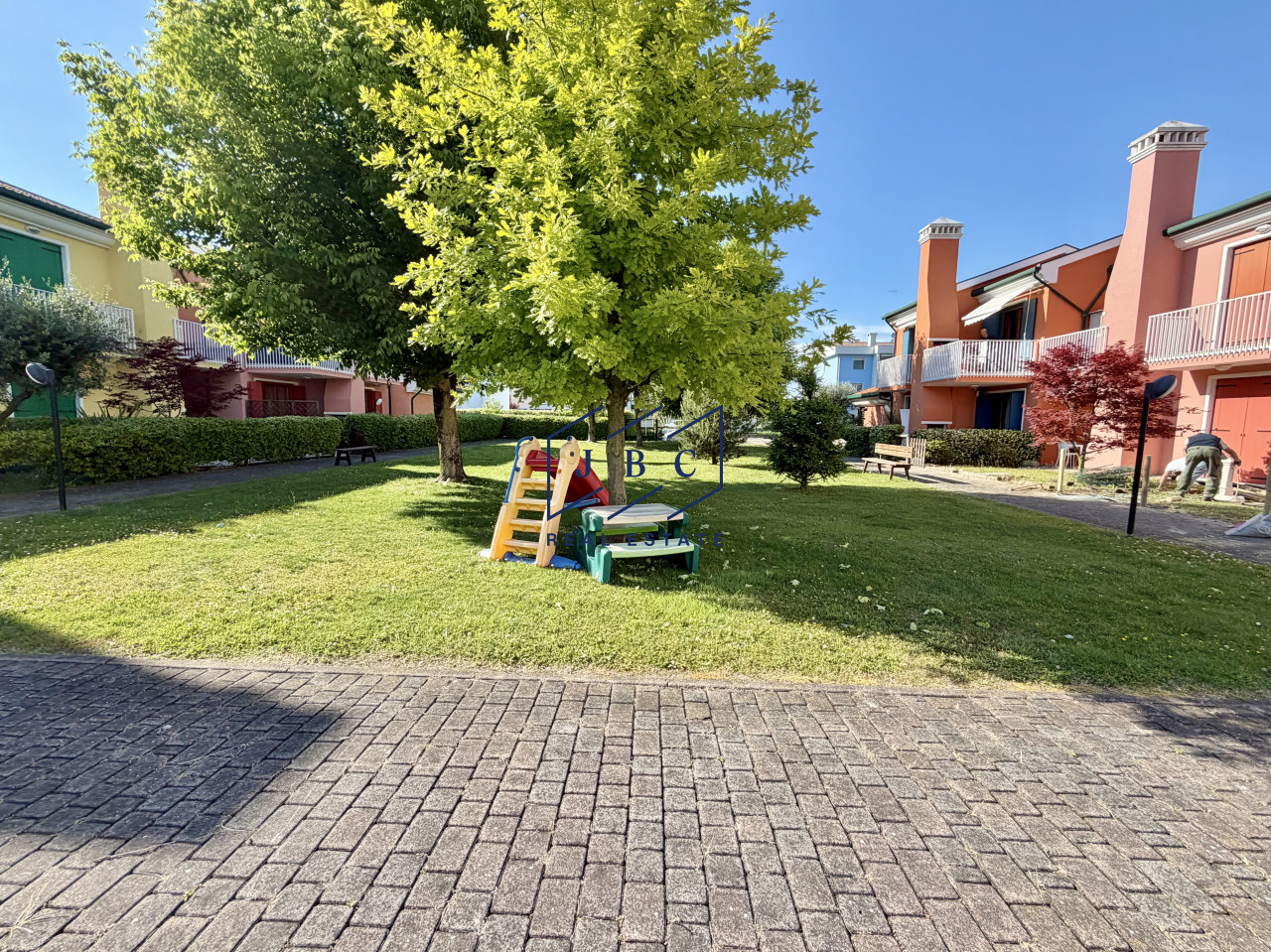 Appartamento Quadrilocale con Solarium a Jesolo Lido — Foto 35