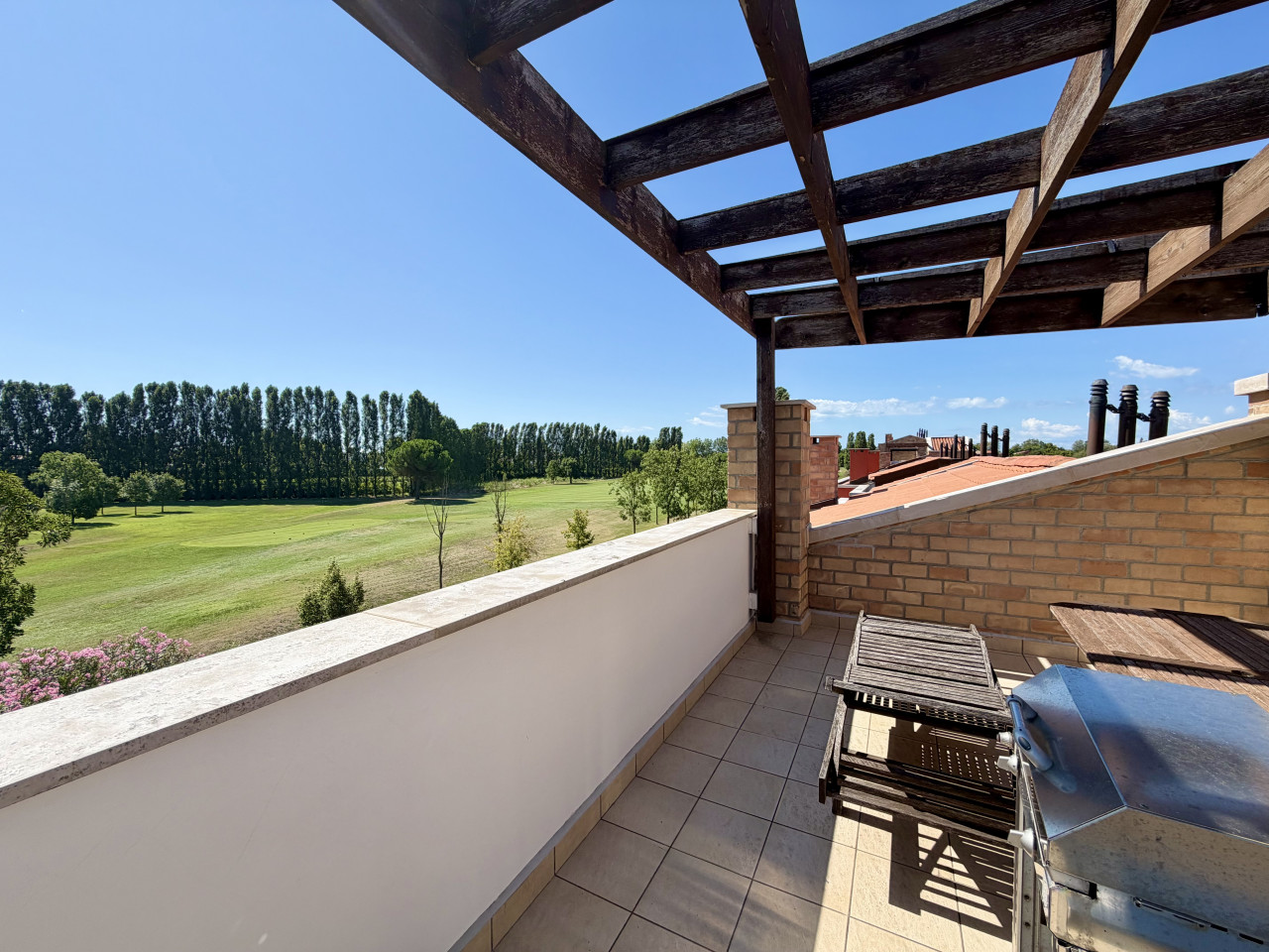Esclusiva Villetta di Testa nel Cuore del Golf Jesolo Village — Foto 39