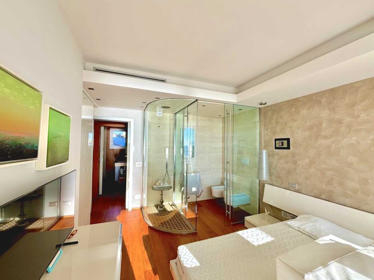 Trilocale Fronte Mare | Adriatic Palace a Jesolo — Photo 13