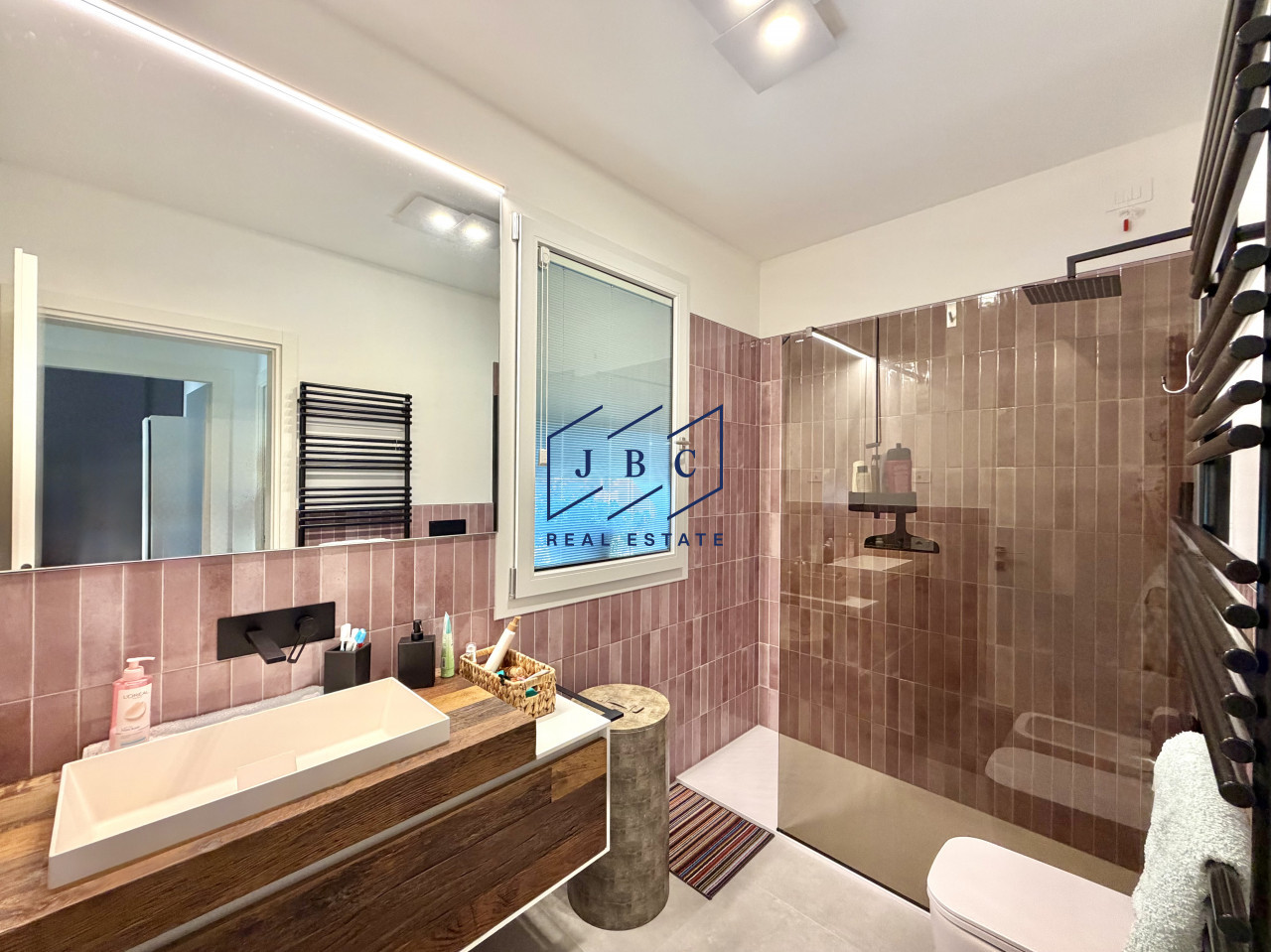 Nuovo Appartamento Trilocale con Terrazzo Vivibile — Foto 30