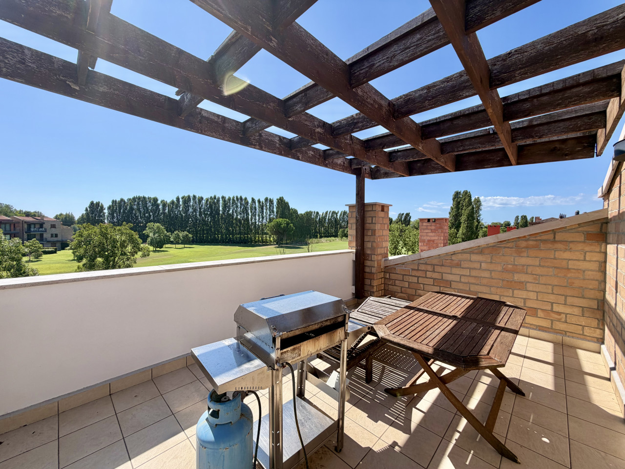 Esclusiva Villetta di Testa nel Cuore del Golf Jesolo Village — Foto 38