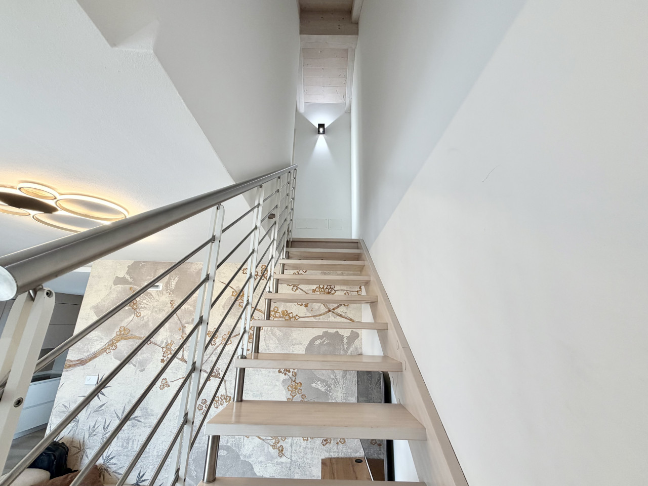 Appartamento Trilocale con Terrazzo Abitabile — Foto 18