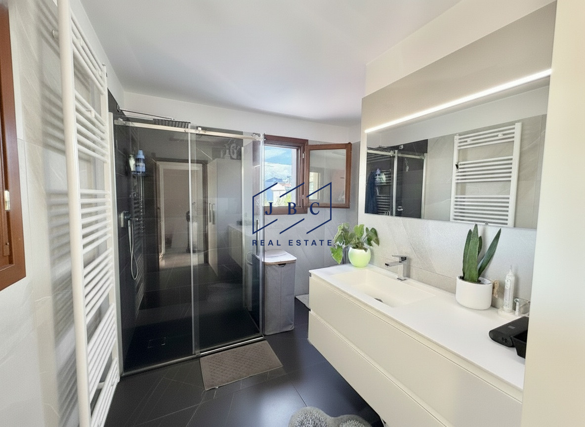 Appartamento Quadrilocale con Solarium a Jesolo Lido — Foto 29