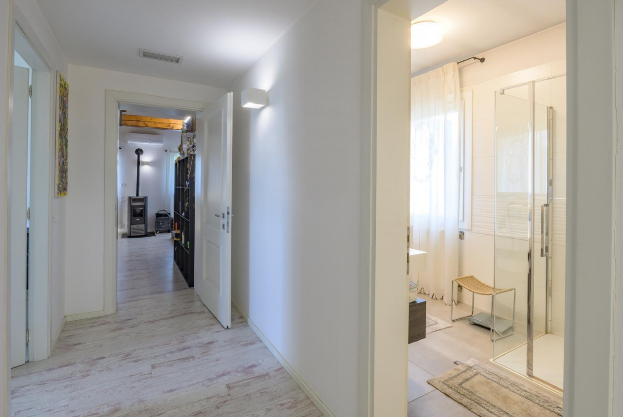 Prestigiosa Villa singola con parco e piscina: nuova modalità di acquisto — Foto 20