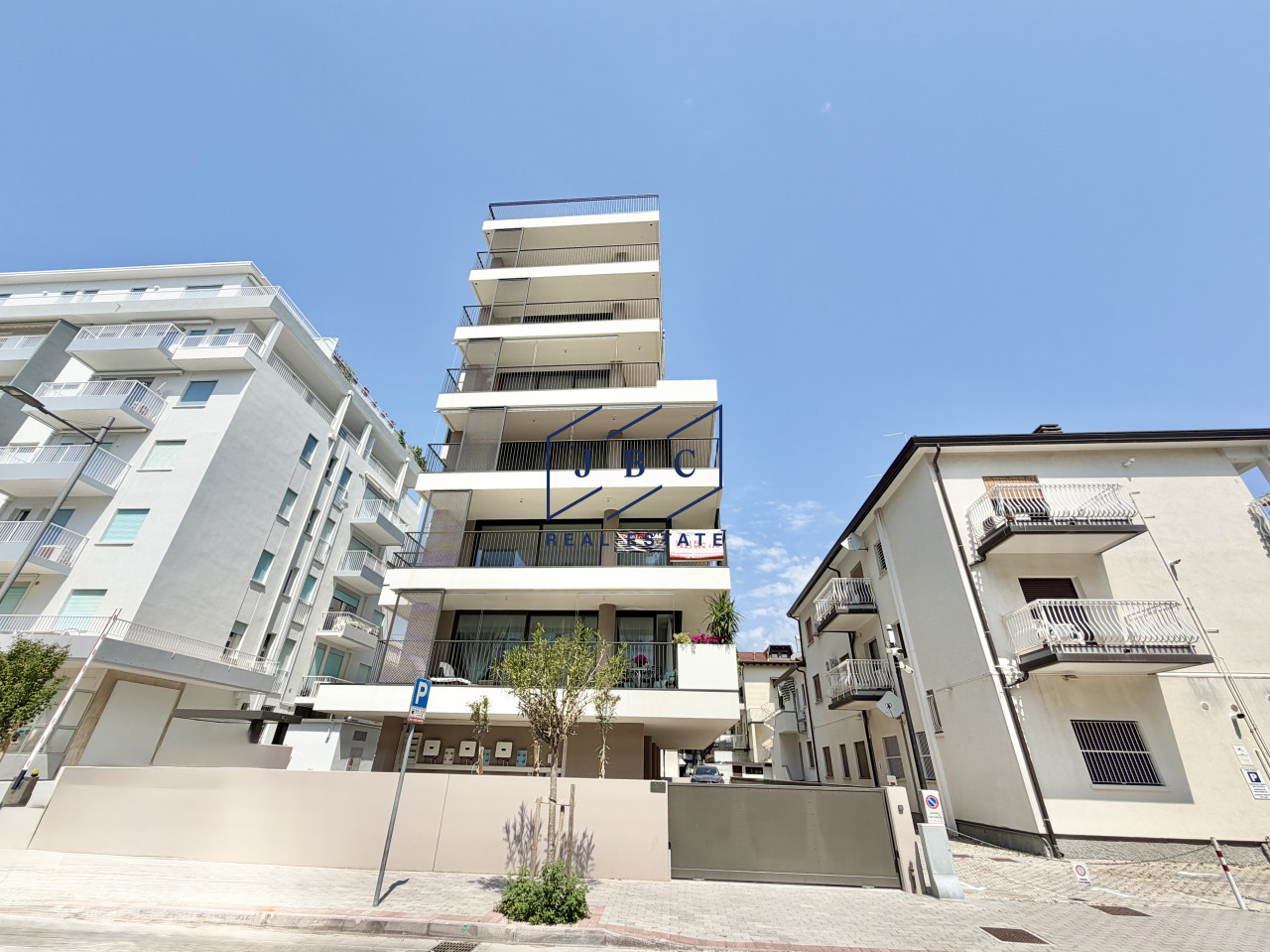 Appartamento di Nuova Costruzione con Vista Panoramica a Jesolo Lido — Foto 26