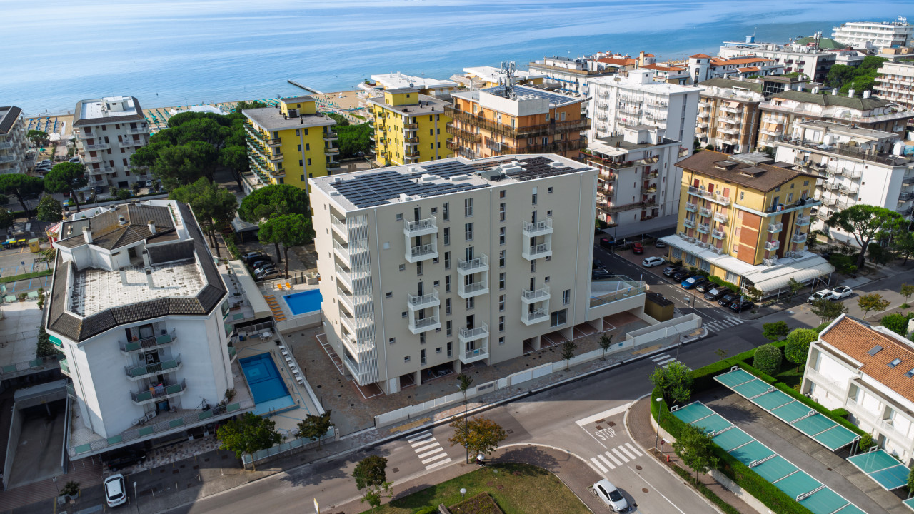 Nuovo Quadrilocale con Piscina - Jesolo Lido — Foto 34
